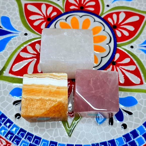 3x Cube Crystals!!! - Picture 8 of 9